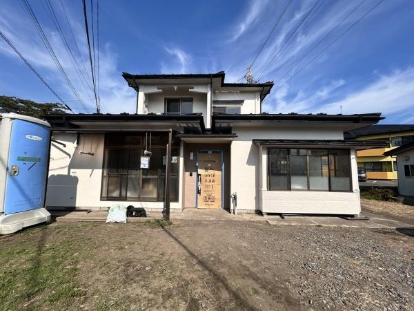 センチュリー21アクト八戸店 大久保字沢目 中古住宅