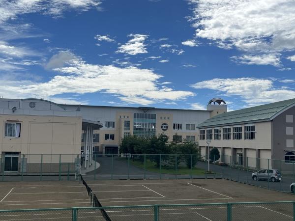 八戸市大字田面木字上野平の土地(八戸市立白山台中学校)