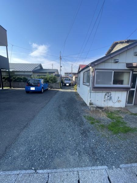 三沢市桜町2丁目の土地(前面道路含む現地写真)