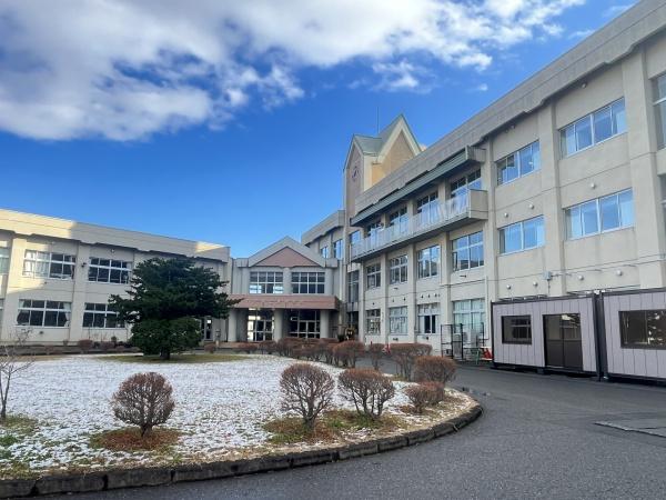 八戸市大字白銀町字久保下の中古一戸建て(八戸市立東中学校)