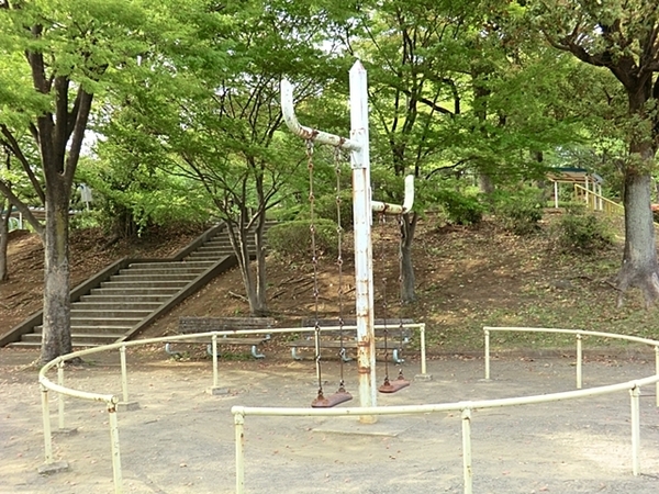 厚木市鳶尾4丁目の土地(鳶尾中央公園)