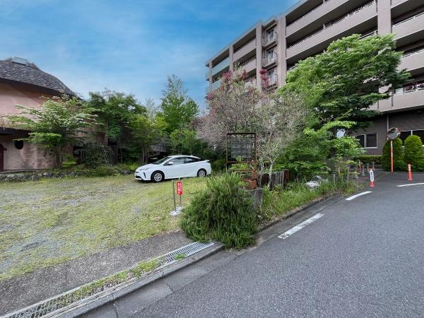 厚木市森の里　売店舗