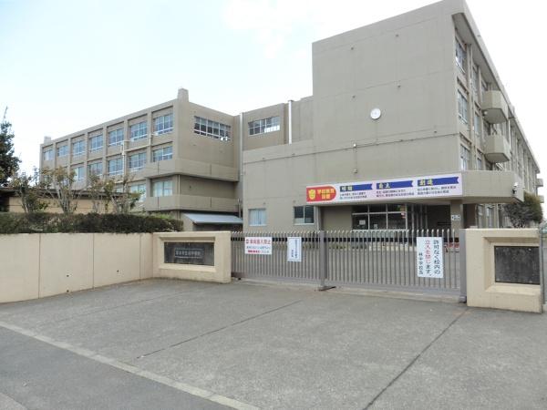 厚木市林4丁目の土地(厚木市立林中学校)