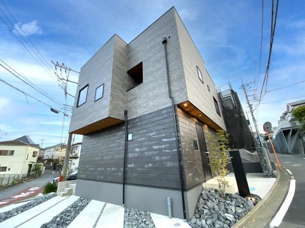 厚木市温水西　戸建
