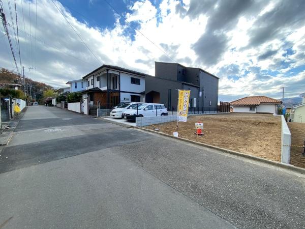 厚木市鳶尾５丁目の土地