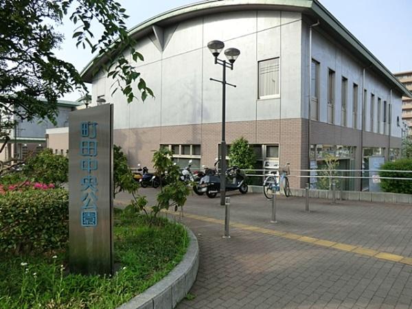 町田市本町田の土地(町田中央公園 サン町田旭体育館)