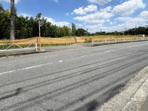 厚木市飯山南４丁目の土地