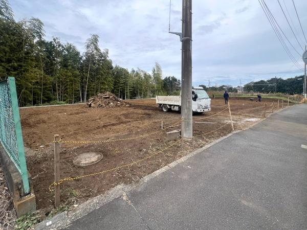 厚木市飯山南４丁目の土地