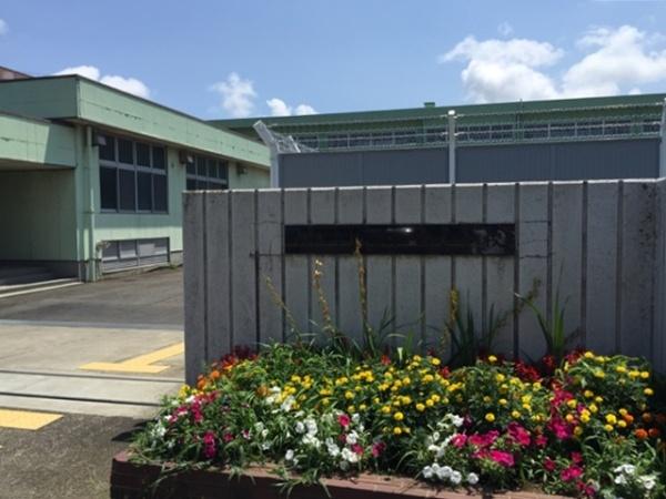 厚木市金田の土地(厚木市立依知南小学校)
