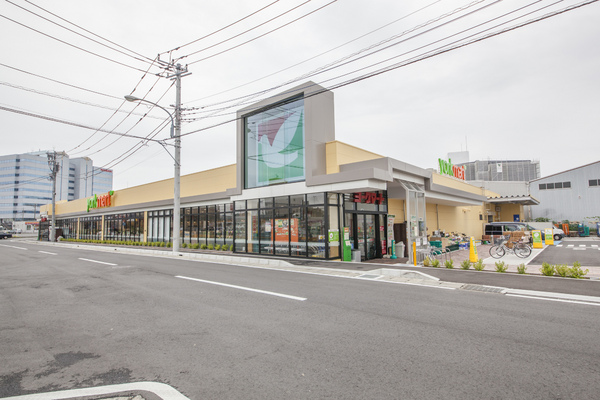 ヴィラ本厚木(ヨークマート厚木インター店)