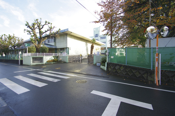 あつぎタワーグランド(厚木市立妻田小学校)