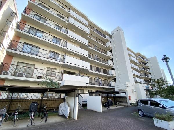 リバティタウン伊勢原１０番館
