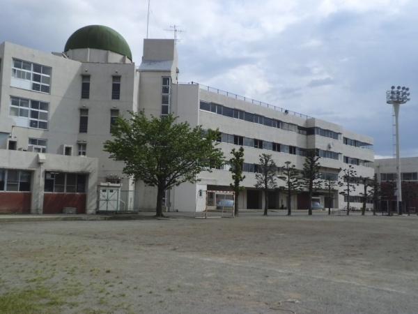 足柄上郡開成町吉田島の土地(開成町立文命中学校)