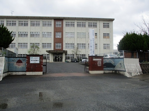 糸島市前原南２丁目の中古一戸建て(糸島市立前原南小学校)