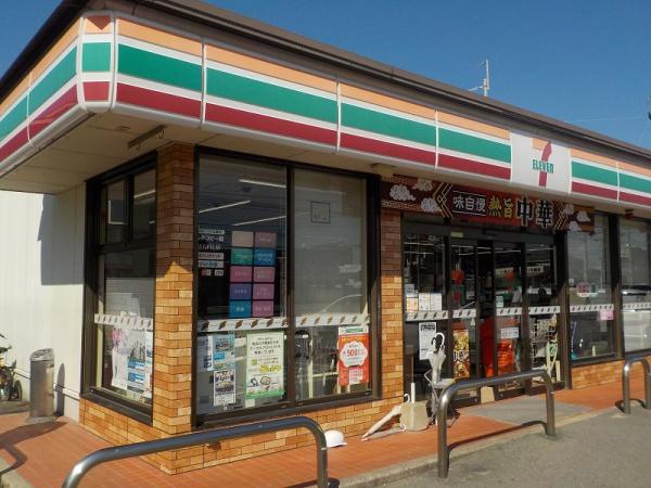 エイルスクエア千鳥(セブンイレブン古賀花見東7丁目店)