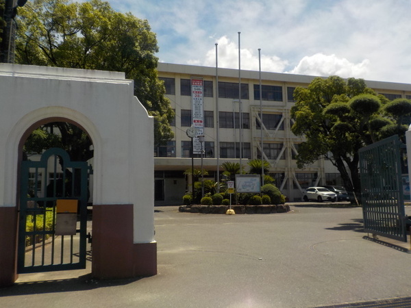 サーパスシティ前原壱番館(福岡県立糸島高校)