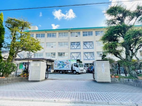 朝日プラザ大濠(福岡市立城西中学校)