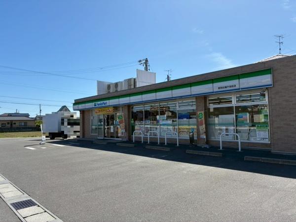 津島市喜楽町の新築一戸建(ファミリーマート愛西佐織庁舎前店)
