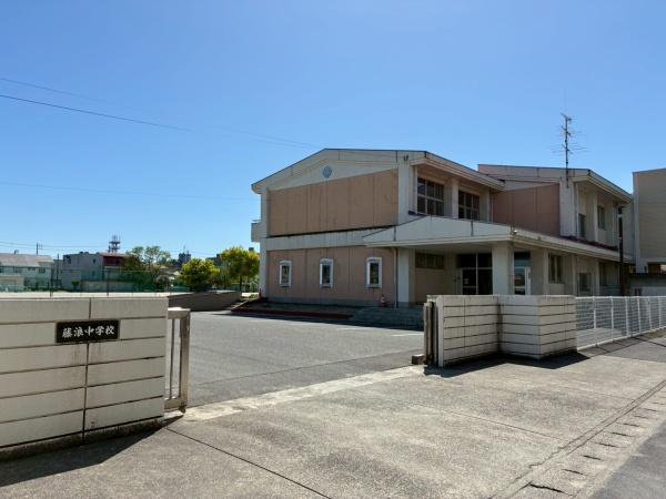 津島市喜楽町の新築一戸建(津島市立藤浪中学校)