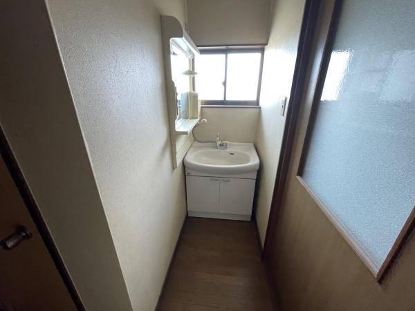 一宮市東加賀野井字川原の中古一戸建て