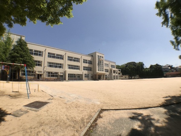 下関市後田町１丁目の土地(下関市立文関小学校)