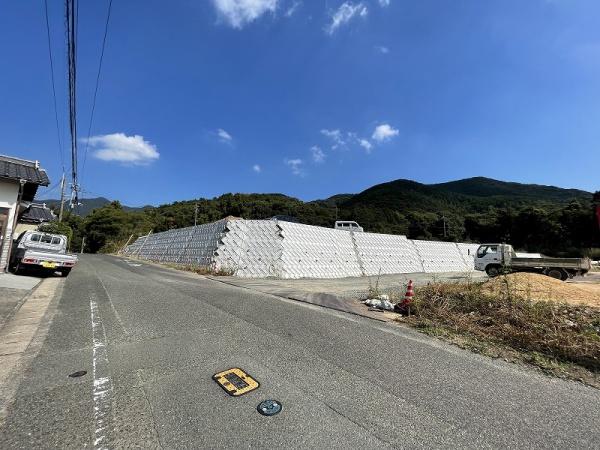 安岡六丁目　土地分譲地　済生会病院近く