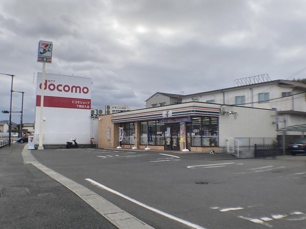 下関市西大坪町の土地(セブンイレブン汐入店)