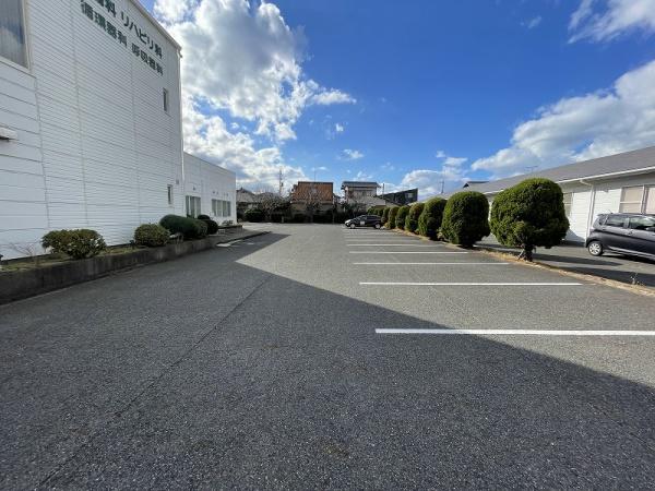 綾羅木新町2丁目／ビッグ近く　診療所