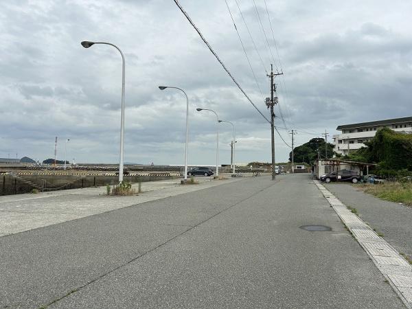 長府東侍町／漁港目の前　倉庫