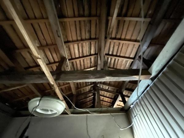 長府三島町倉庫／中古戸建を倉庫にしています