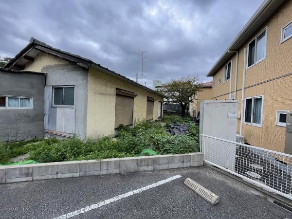 長府三島町倉庫／中古戸建を倉庫にしています