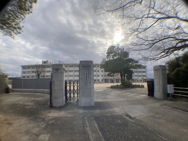 下関市向山町の土地(下関市立向山小学校)