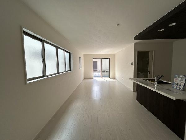 綾羅木本町7丁目／新築　１階部屋あり