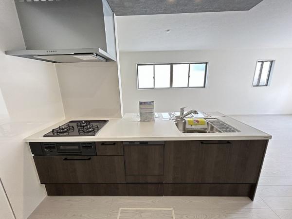 綾羅木本町7丁目／新築　１階部屋あり