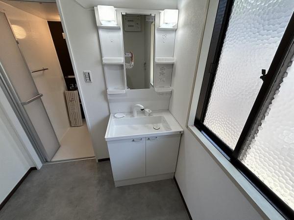 勝谷新町4丁目／水廻り新品　美室