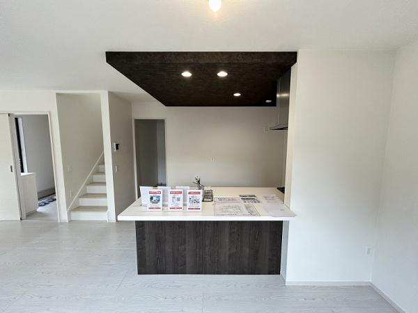 伊倉町3丁目／コンパクト　建売