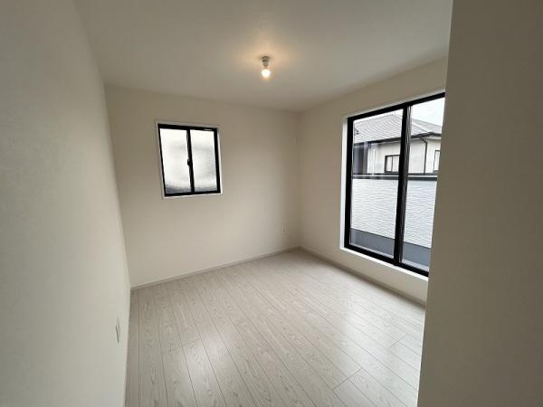 伊倉町3丁目／コンパクト　建売