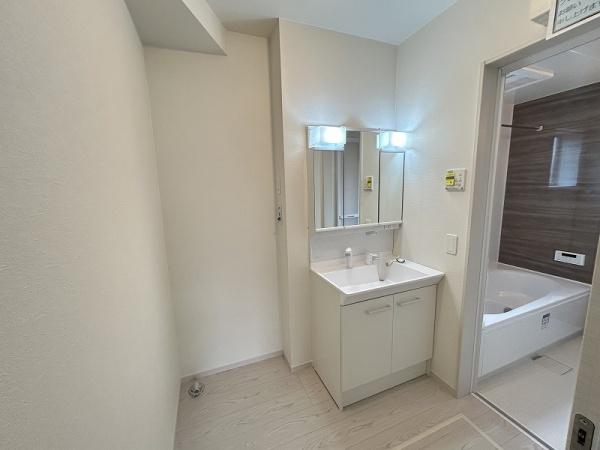 伊倉町3丁目／コンパクト　建売