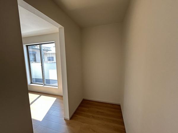 綾羅木本町7丁目　2号／新築　LDK21.9帖