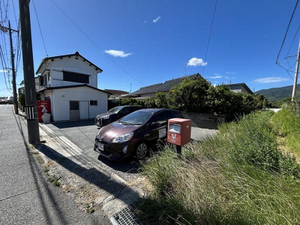 安岡町5丁目／小学校近く　生活道路沿い