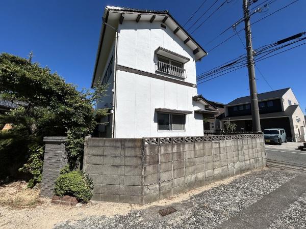 安岡町5丁目／小学校近く　生活道路沿い