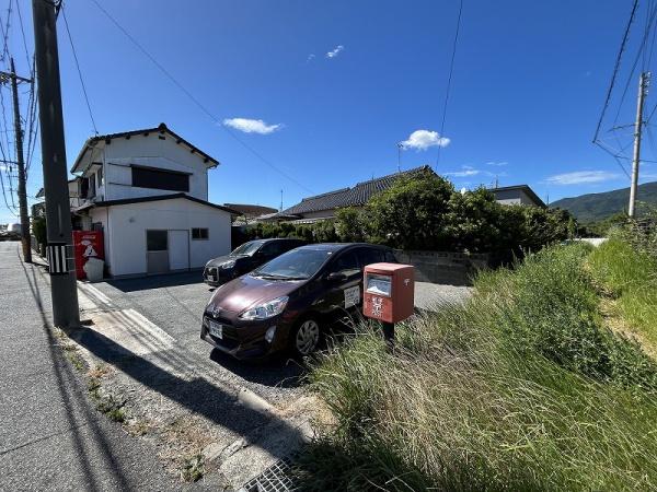 安岡町5丁目／小学校近く　生活道路沿い