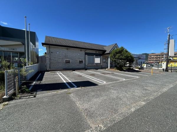 梶栗町３丁目／西中国信用金庫横　医院跡地