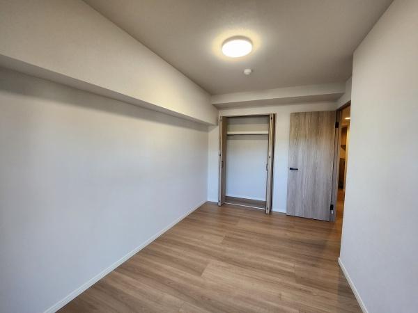 上田中町4丁目マンション/水廻り新品、ペット(洋室)