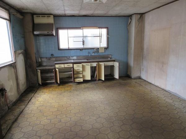 邑智郡川本町大字川本の中古一戸建て(キッチン)
