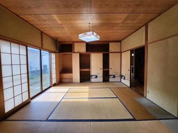 下関市新垢田西町１丁目の中古一戸建て