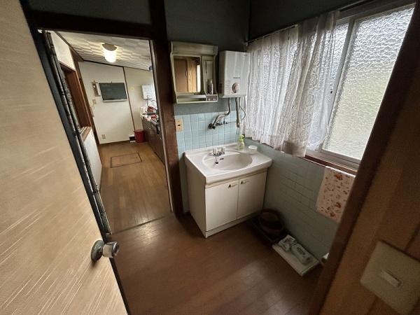 防府市石が口1丁目の中古一戸建て(洗面台・洗面所)