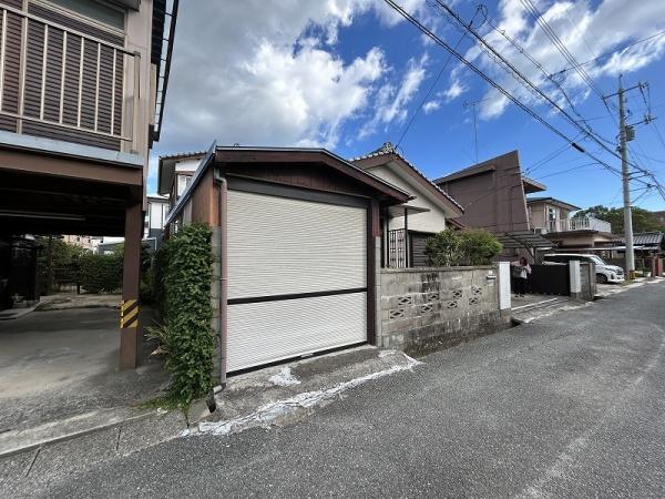 防府市石が口1丁目の中古一戸建て(駐車場)