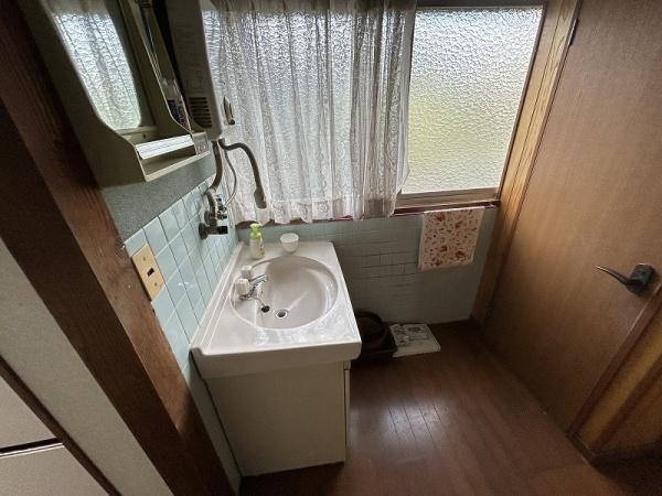 防府市石が口1丁目の中古一戸建て(洗面台・洗面所)