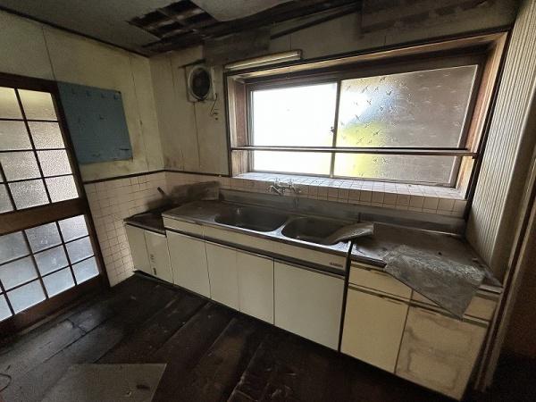 松屋上町2丁目／バイパス近く、倉庫用地付き